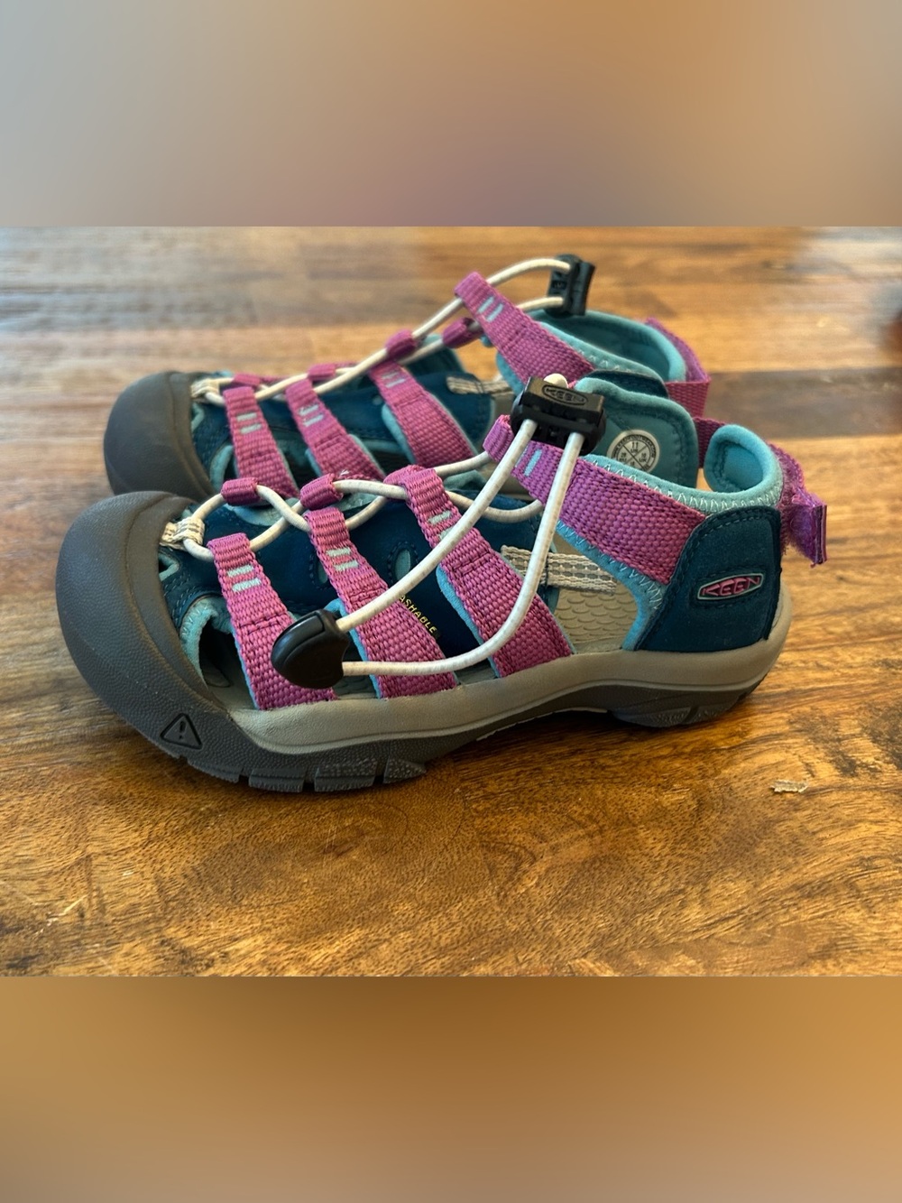 KEEN Newport H2 Kids Sandals Blue Purple Size 11 Waterproof
